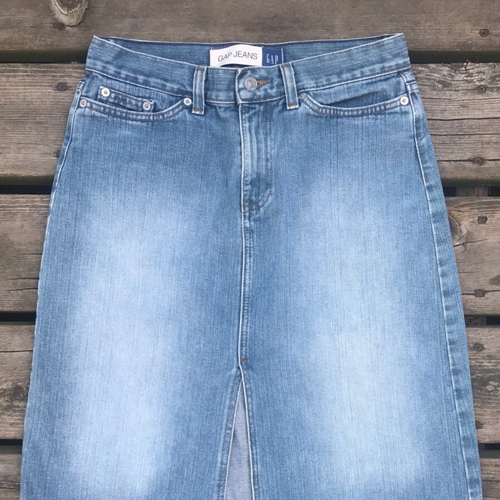 Gap Jeans Made in USA Below Knee Skirt size 4